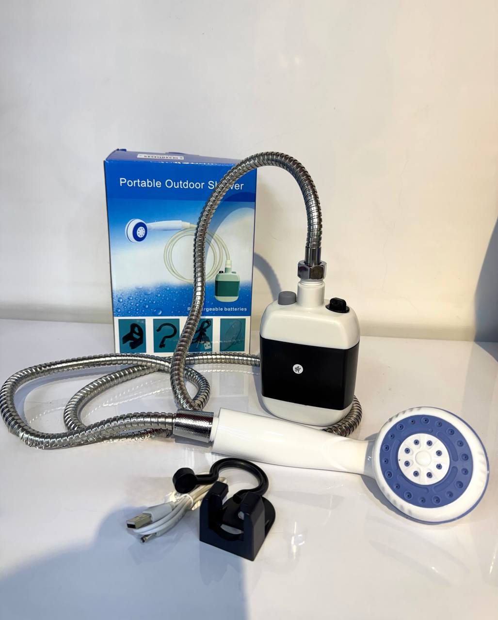 DUCHA PORTÁTIL RECARGABLE 1